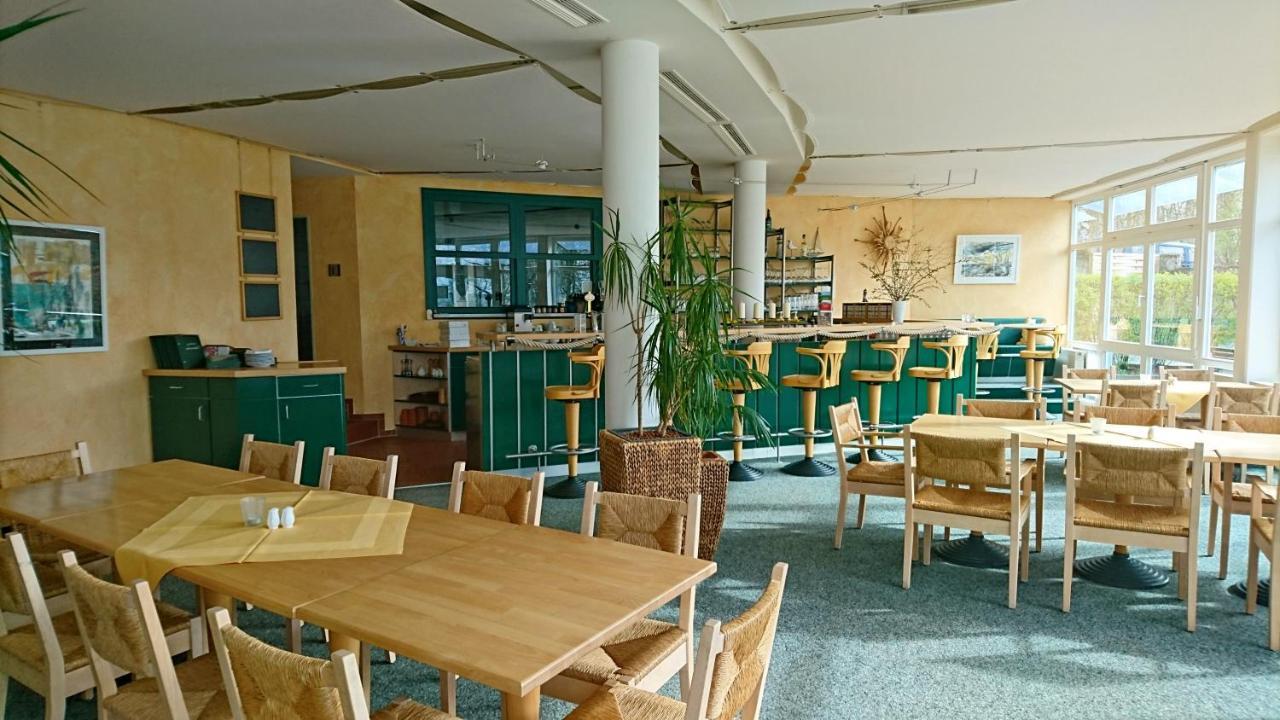 Mueritzparadies - Feriendorf Alte Fahrt Rechlin Ngoại thất bức ảnh