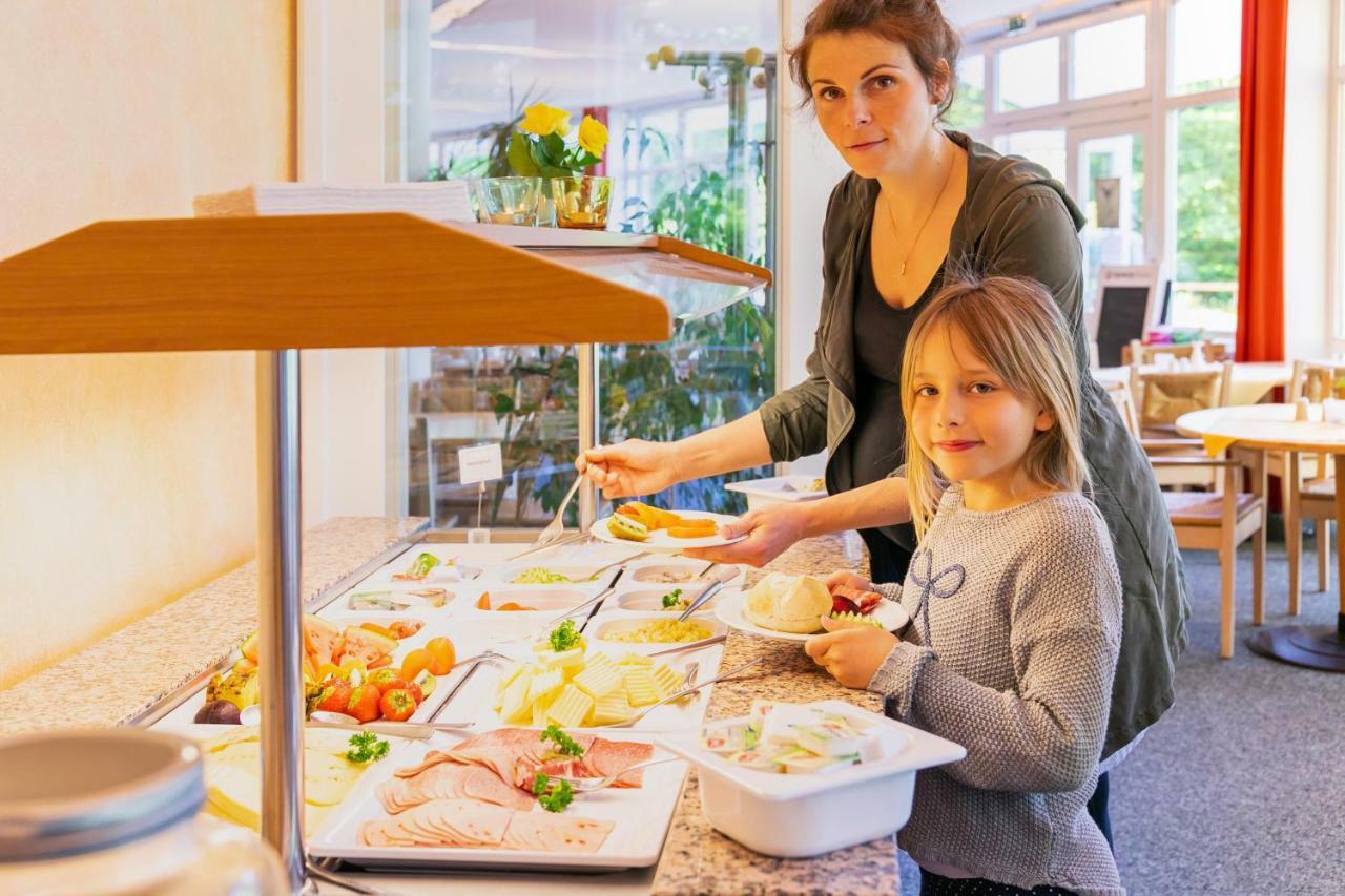 Mueritzparadies - Feriendorf Alte Fahrt Rechlin Ngoại thất bức ảnh